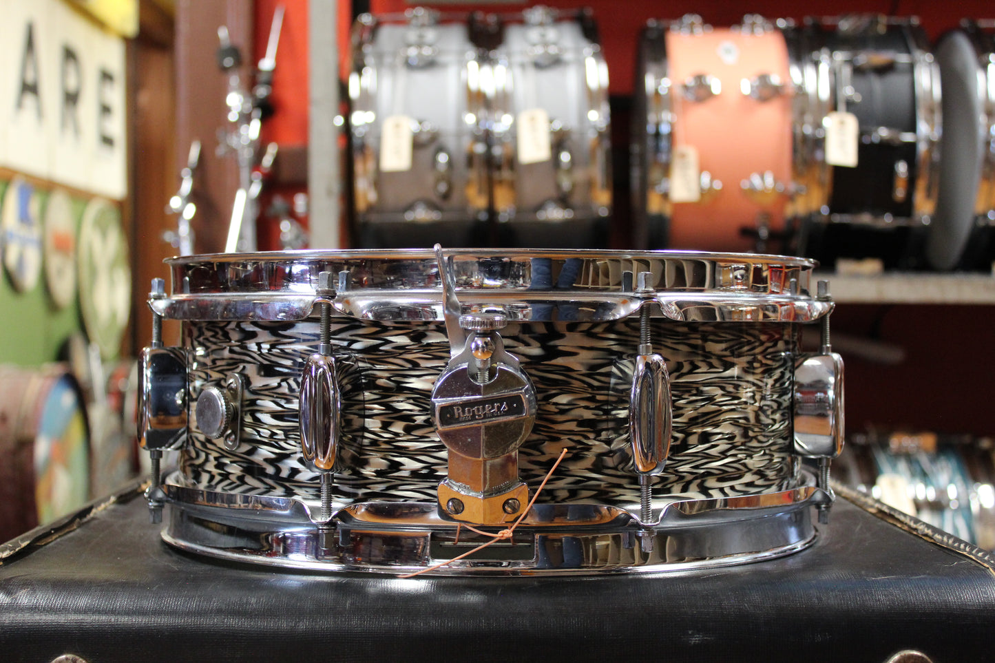 1960s Rogers 5x14 Holiday Snare Drum in Black Onyx