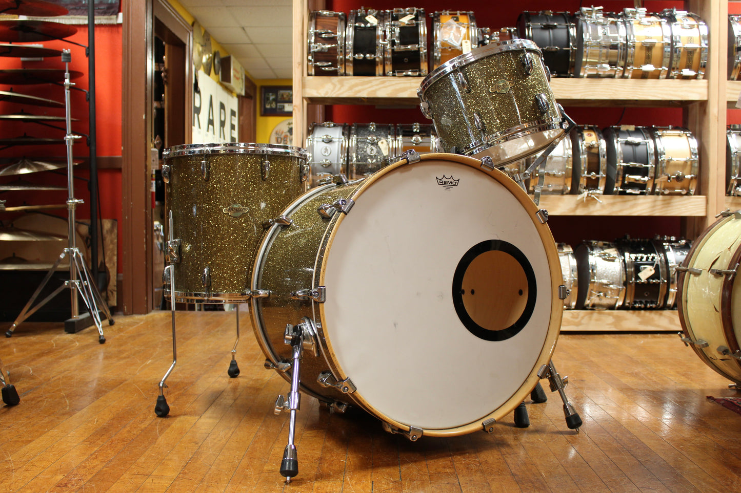 Pearl Masters Maple Outfit in Bronze Sparkle 18x24 9x13 16x16