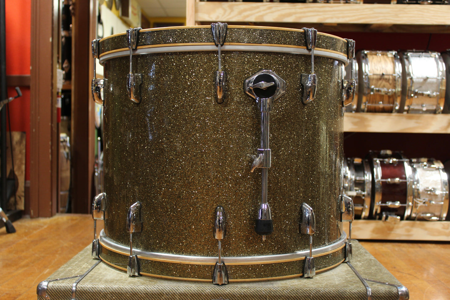 Pearl Masters Maple Outfit in Bronze Sparkle 18x24 9x13 16x16