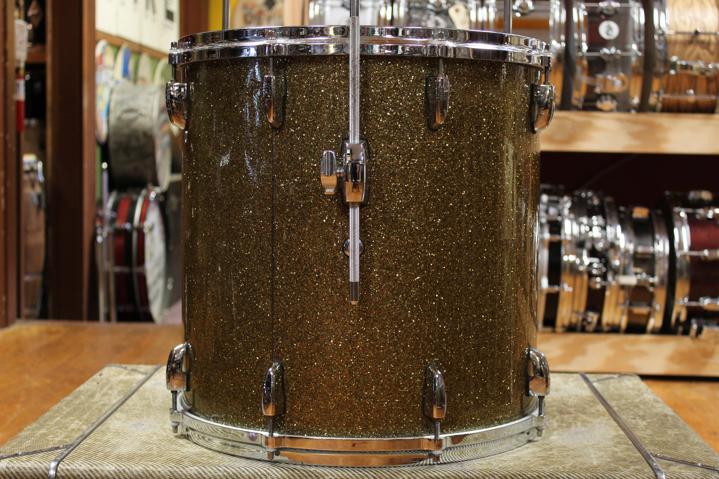 Pearl Masters Maple Outfit in Bronze Sparkle 18x24 9x13 16x16