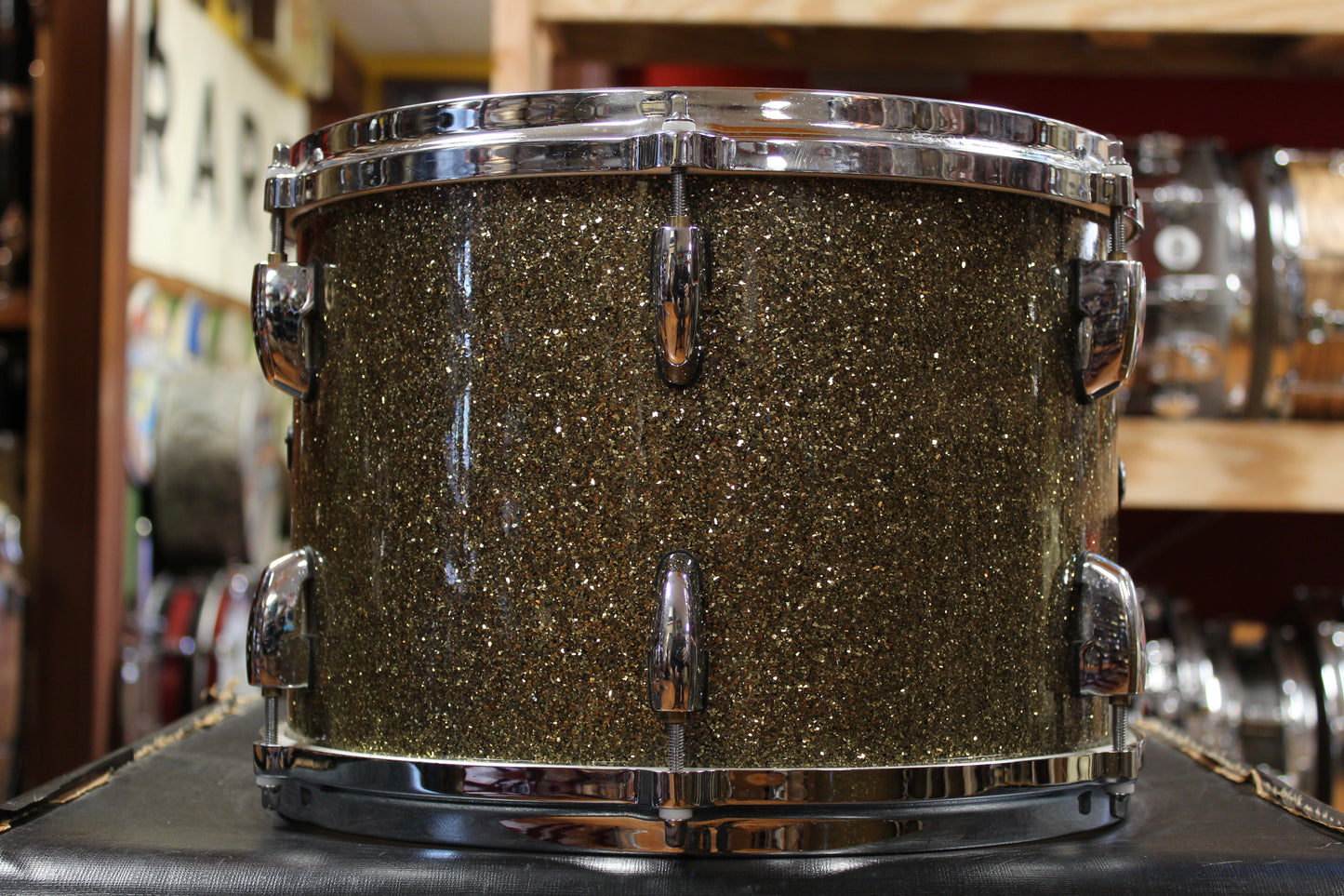Pearl Masters Maple Outfit in Bronze Sparkle 18x24 9x13 16x16