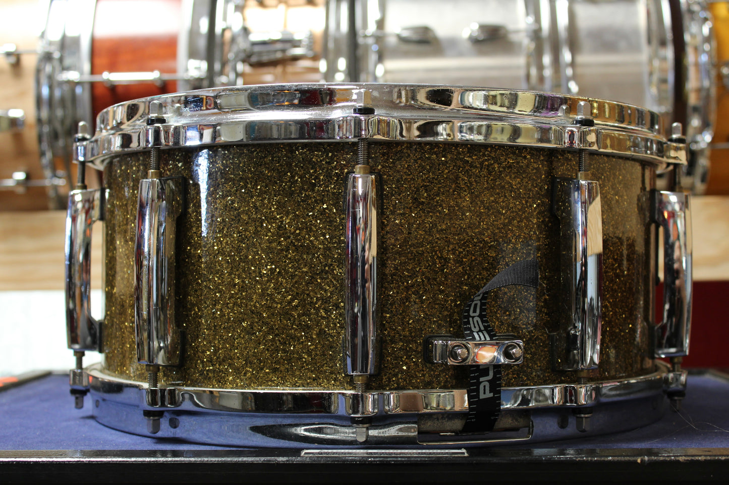 Pearl 6.5x14 Masters Studio Snare Drum in Bronze Sparkle