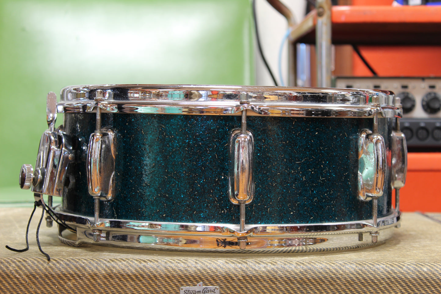 1965 Slingerland 5.5"x14" Artist model Snare Drum in Sparkling Blue Pearl