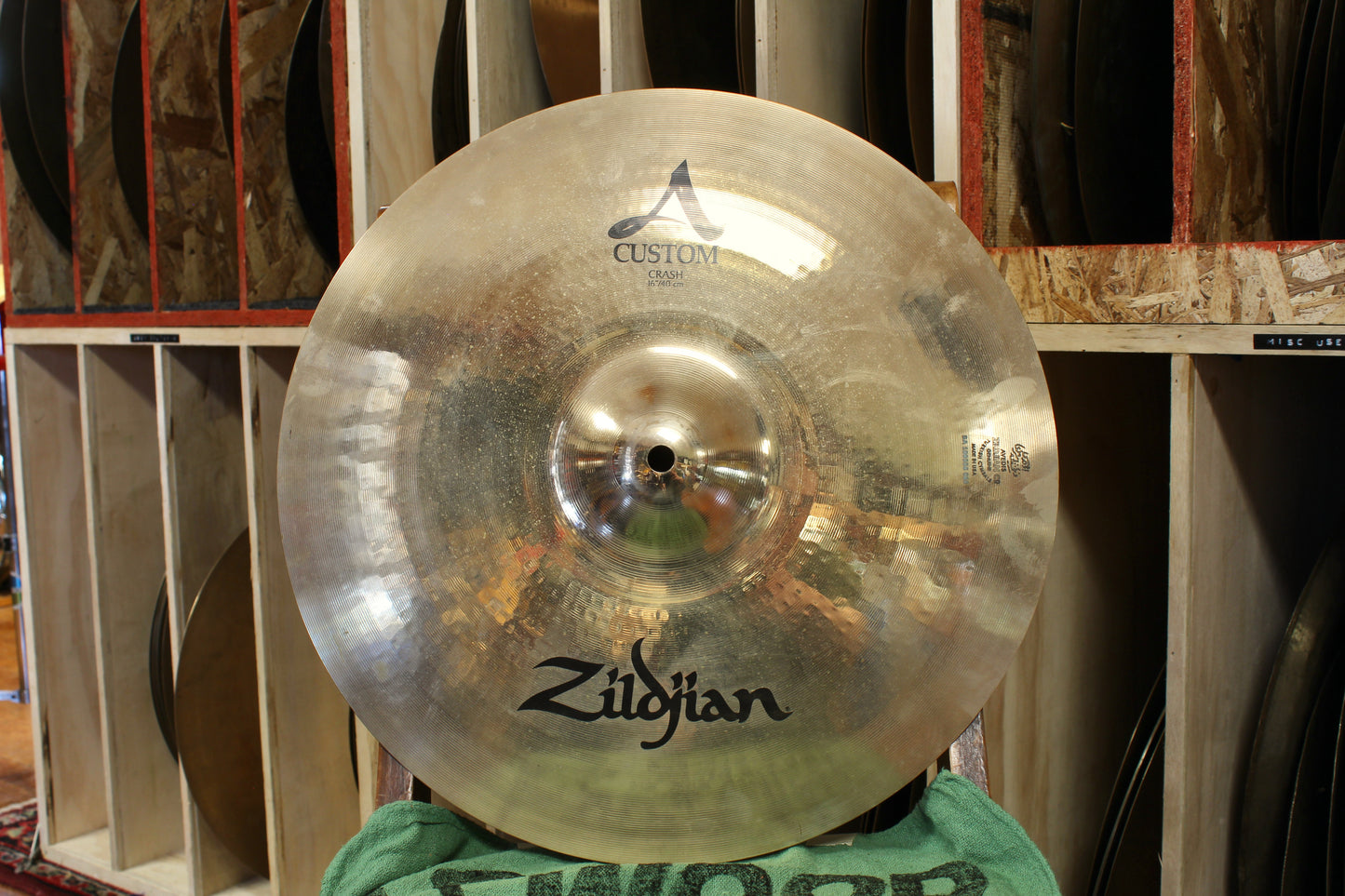 Zildjian 16" A Custom Brilliant Crash 1017g - Used