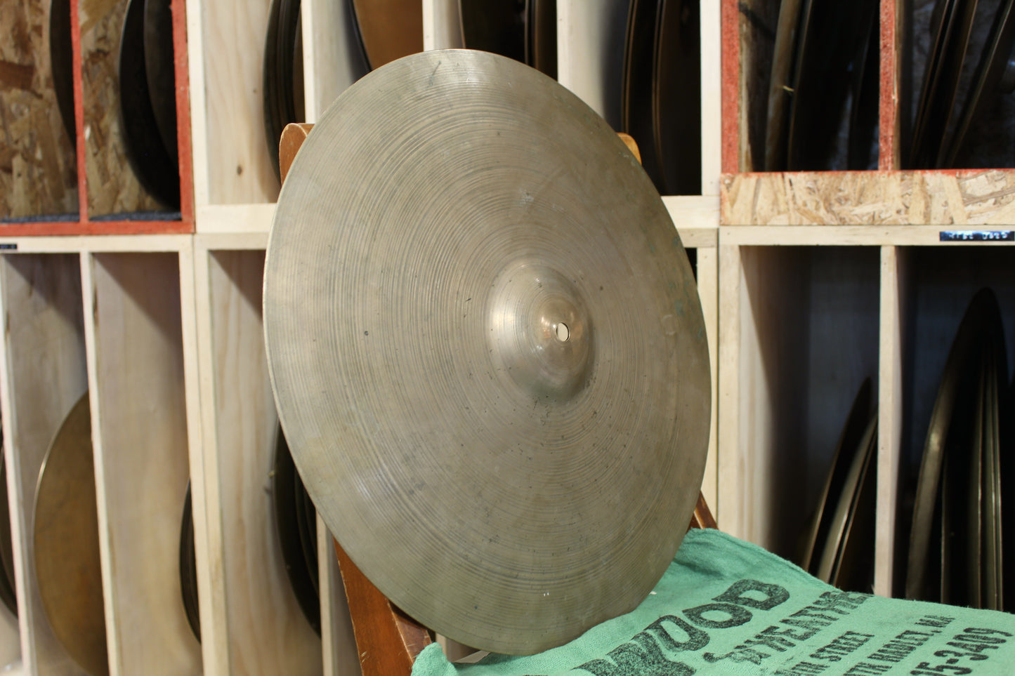 1950/60s Zenjian 16" Cymbal 1560g
