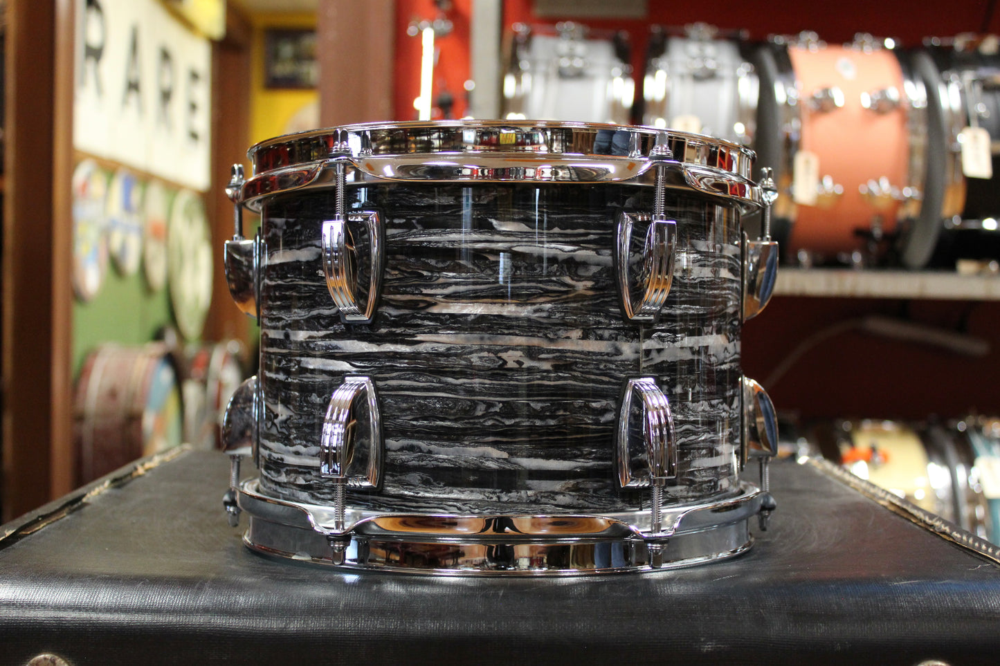 Ludwig 7x10 Classic Maple Tom in Black Oyster Pearl