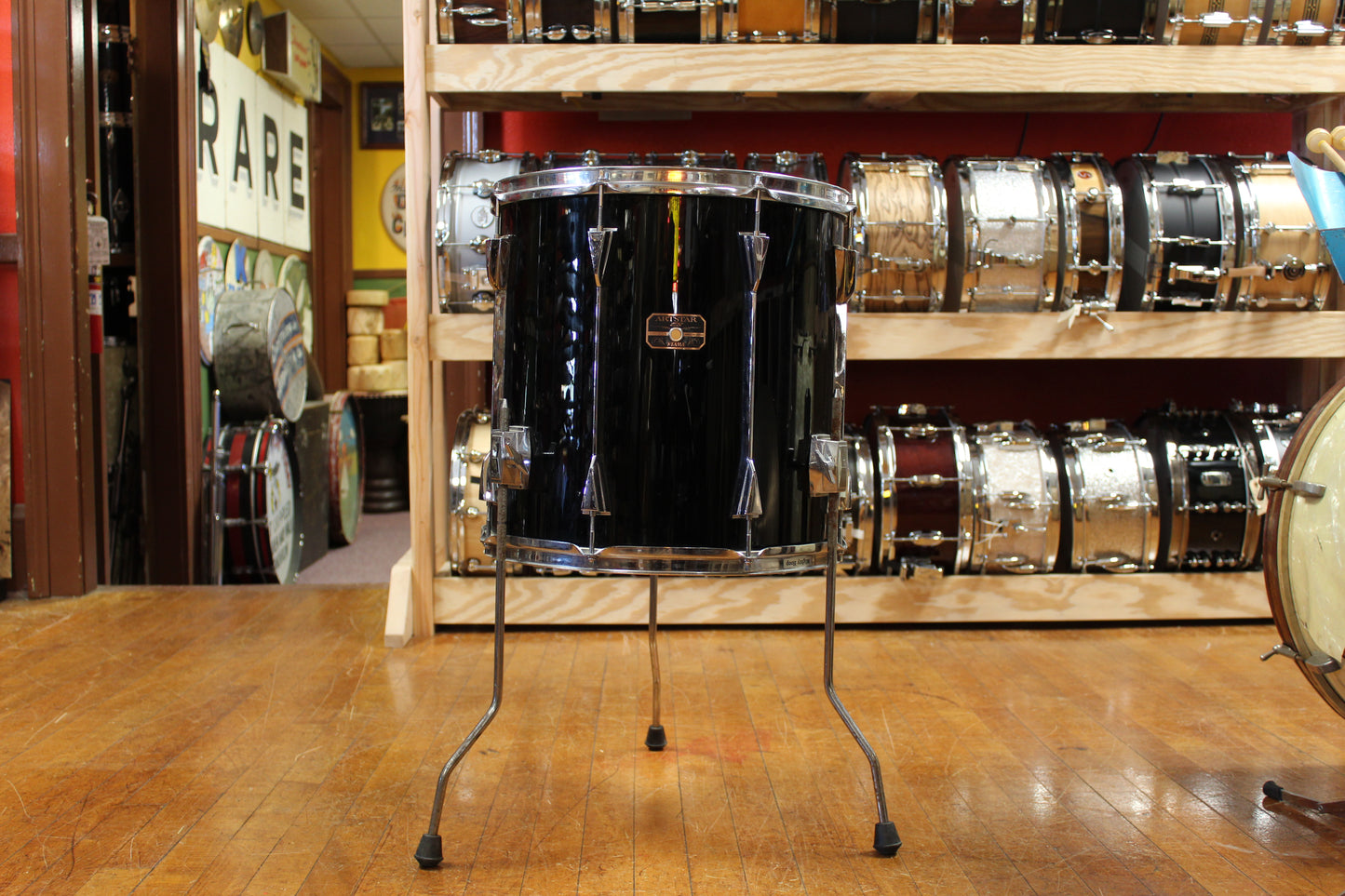 1980s Tama 16x16 Artstar Floor Tom in Jet Black