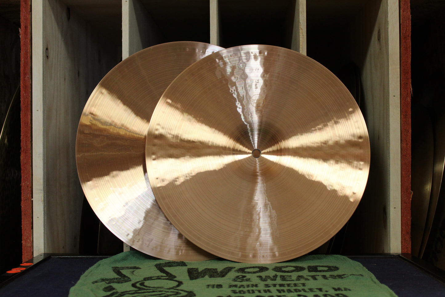 Paiste 14" 2002 Medium Hi-Hats 808/981g