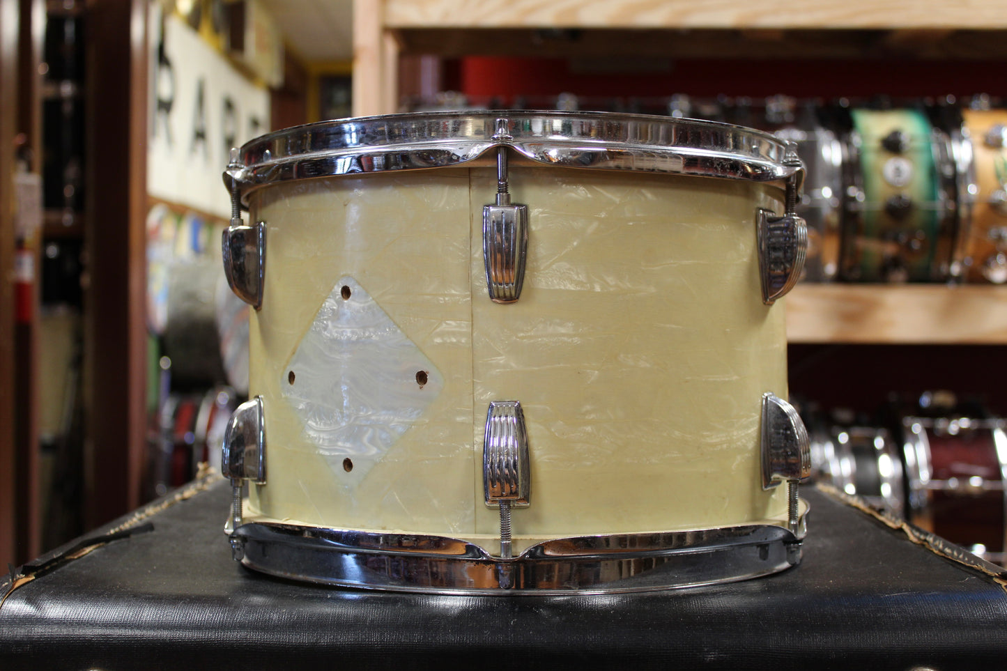 Early 1960s Ludwig 8x12 Tom Tom in White Marine Pearl