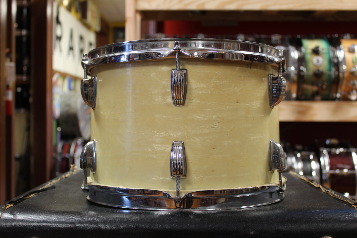 Early 1960s Ludwig 8x12 Tom Tom in White Marine Pearl