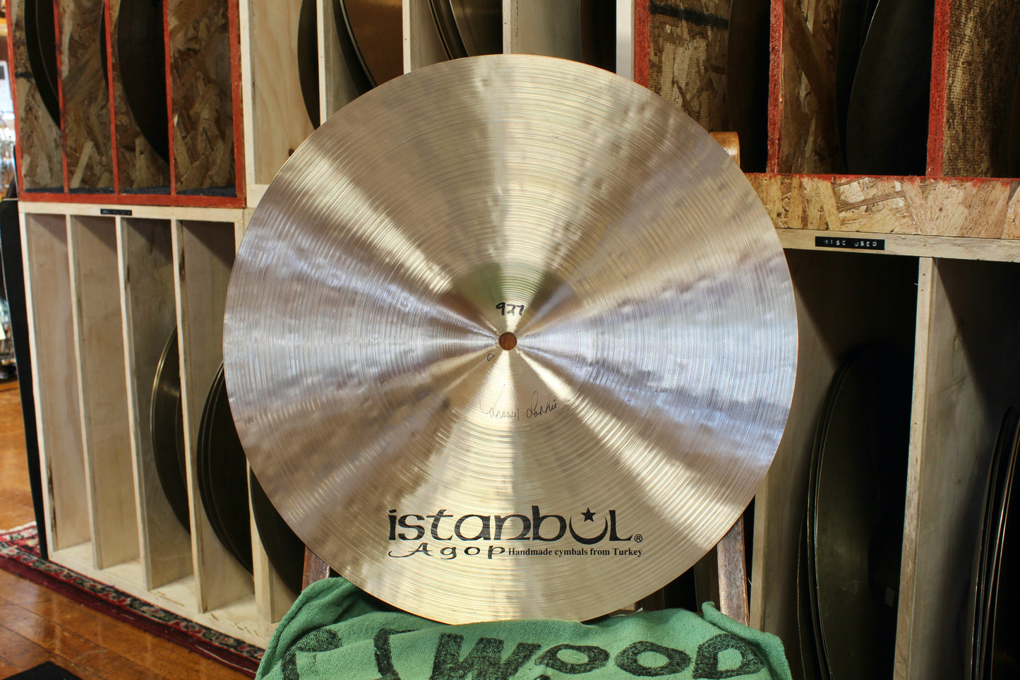Istanbul Agop 16" Traditional Dark Crash 927g