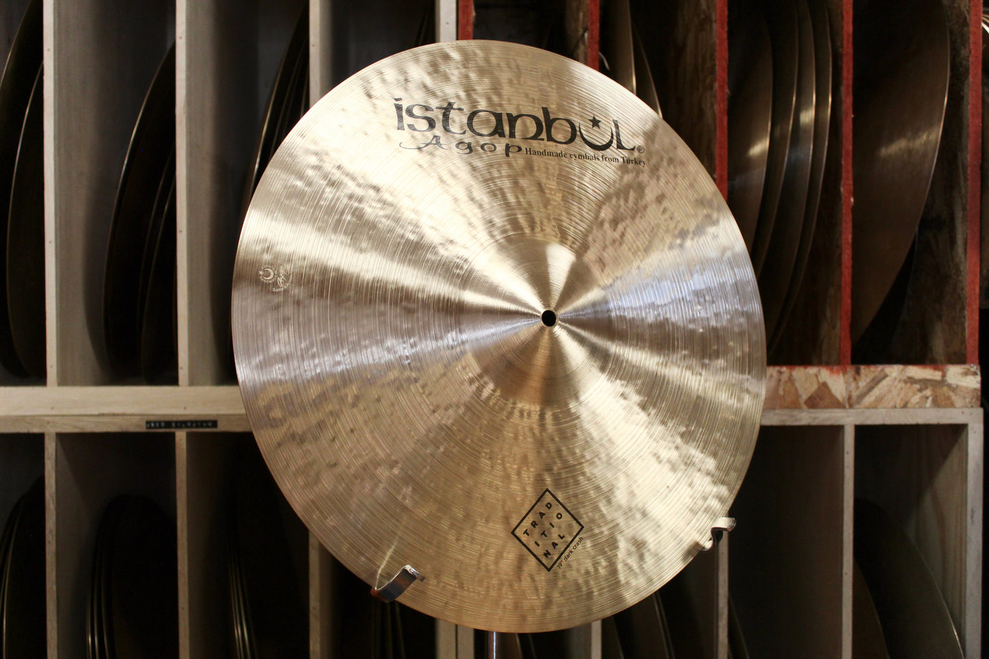 Istanbul Agop 19" Traditional Dark Crash 1655g