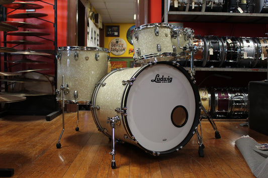 Ludwig Classic Maple Outfit in White Marine Pearl 18x22 8x10 9x12 16x16
