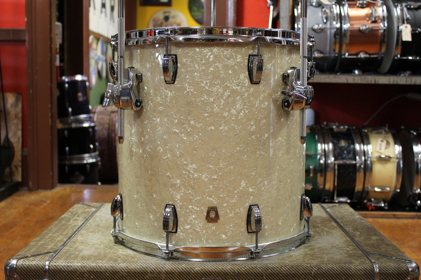 Ludwig Classic Maple Outfit in White Marine Pearl 18x22 8x10 9x12 16x16