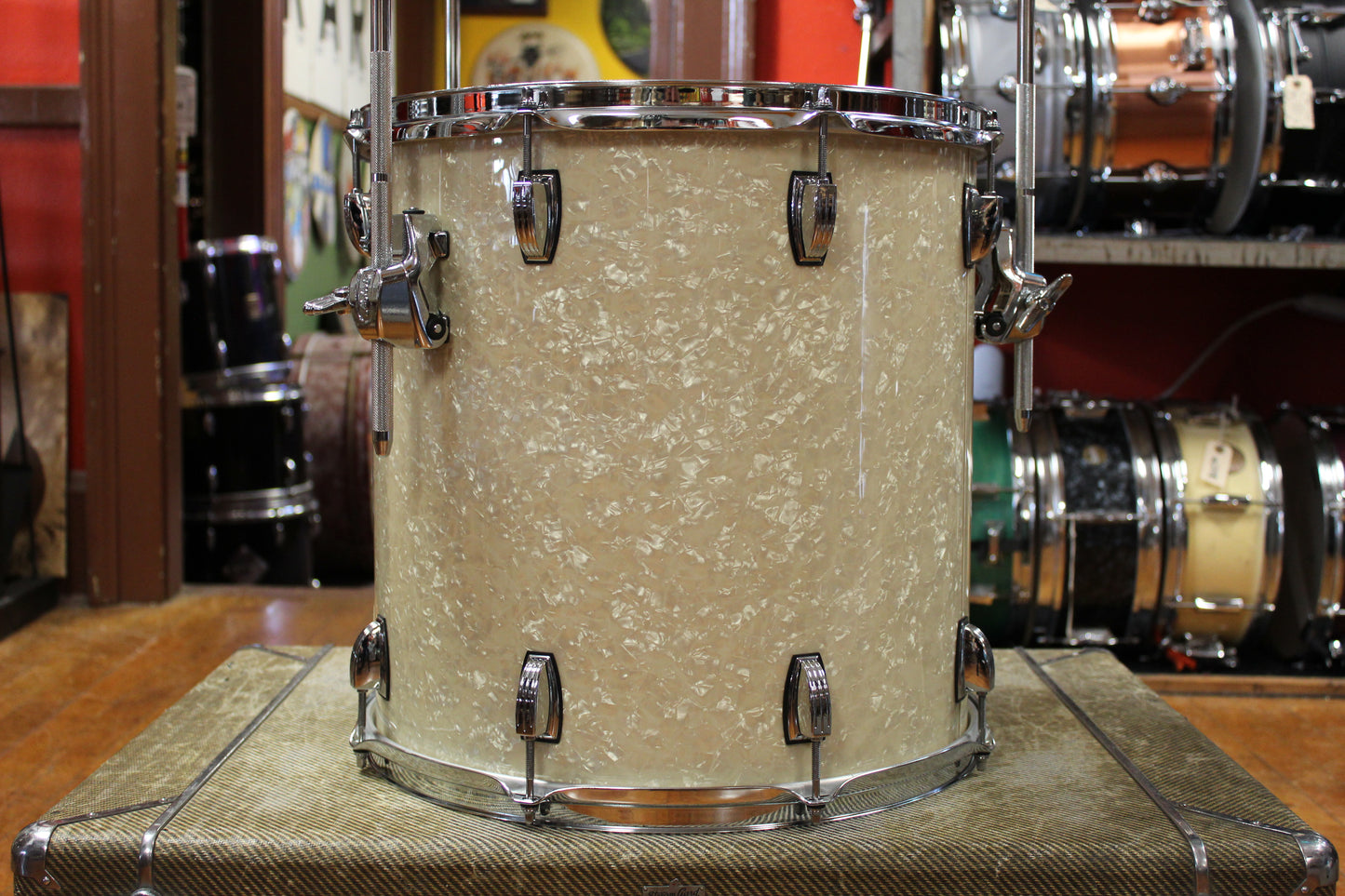 Ludwig Classic Maple Outfit in White Marine Pearl 18x22 8x10 9x12 16x16