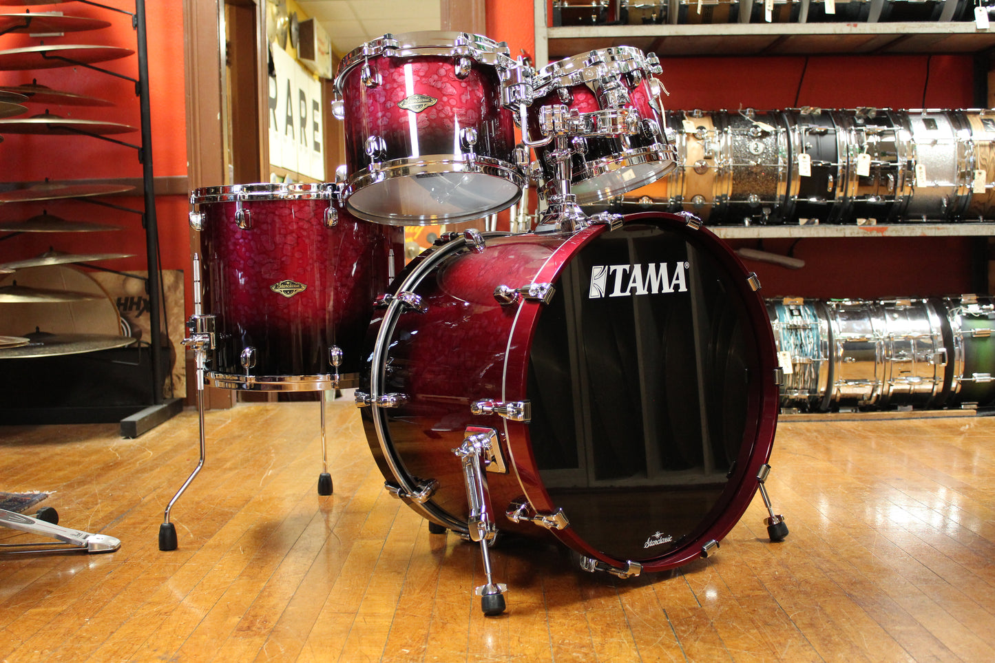 Tama Starclassic Walnut Birch Outfit in Molten Dark Raspberry Fade 16x22 8x10 9x12 14x16