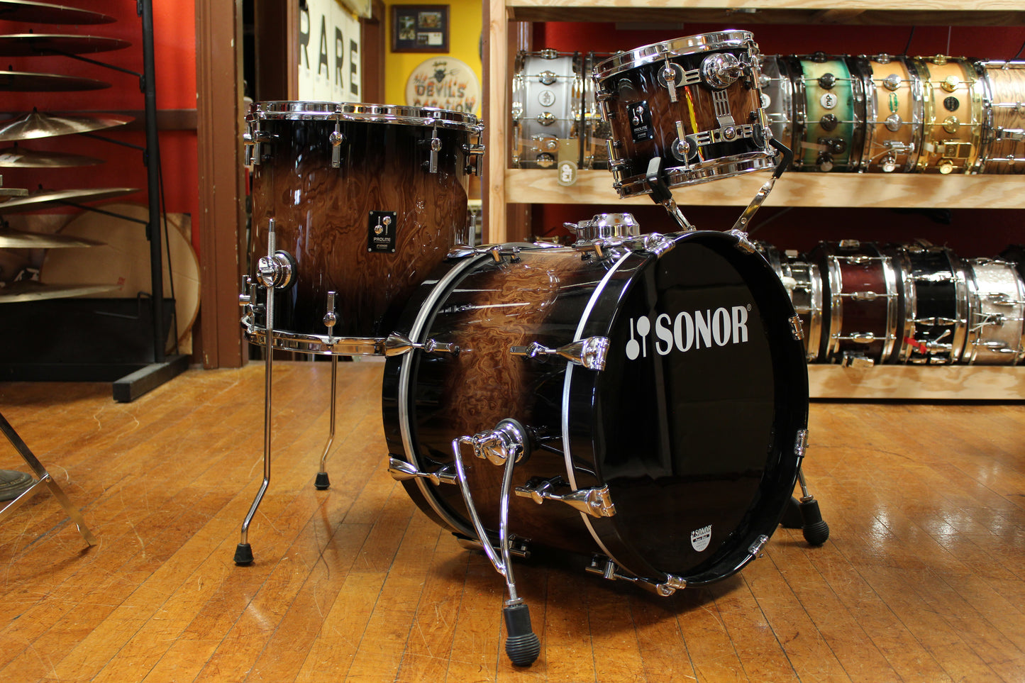 Sonor Prolite Outfit in Walnut Brown Burst 14x18 8x10 14x14
