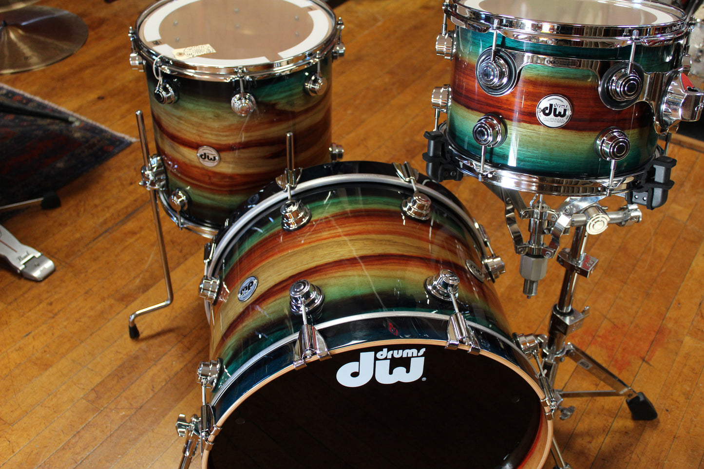 DW Collector's Series SonicPly 14"x20 14"x14" 8"x12" Natural to Quick Royal Blue Burst over Horizontal Padauk