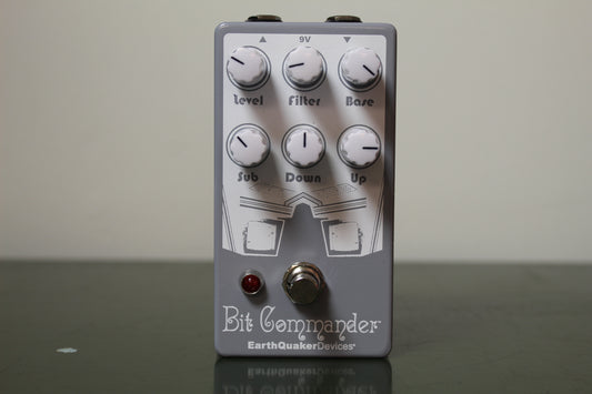 EarthQuaker Devices Bit Commander V2 Analog Octave Synth