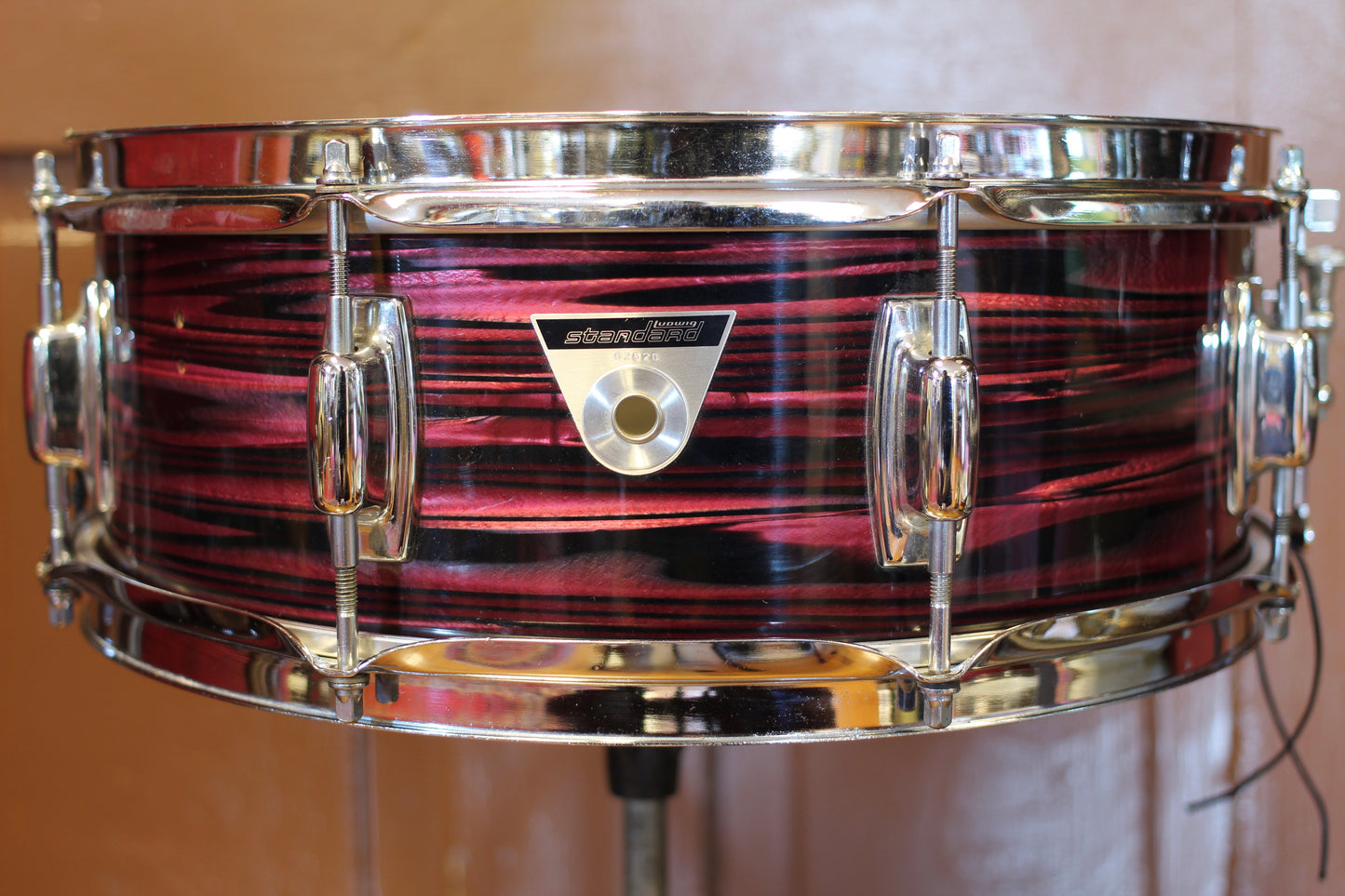 1970 Ludwig Standard S-100 Snare Drum in Ruby Strata 5"x14"