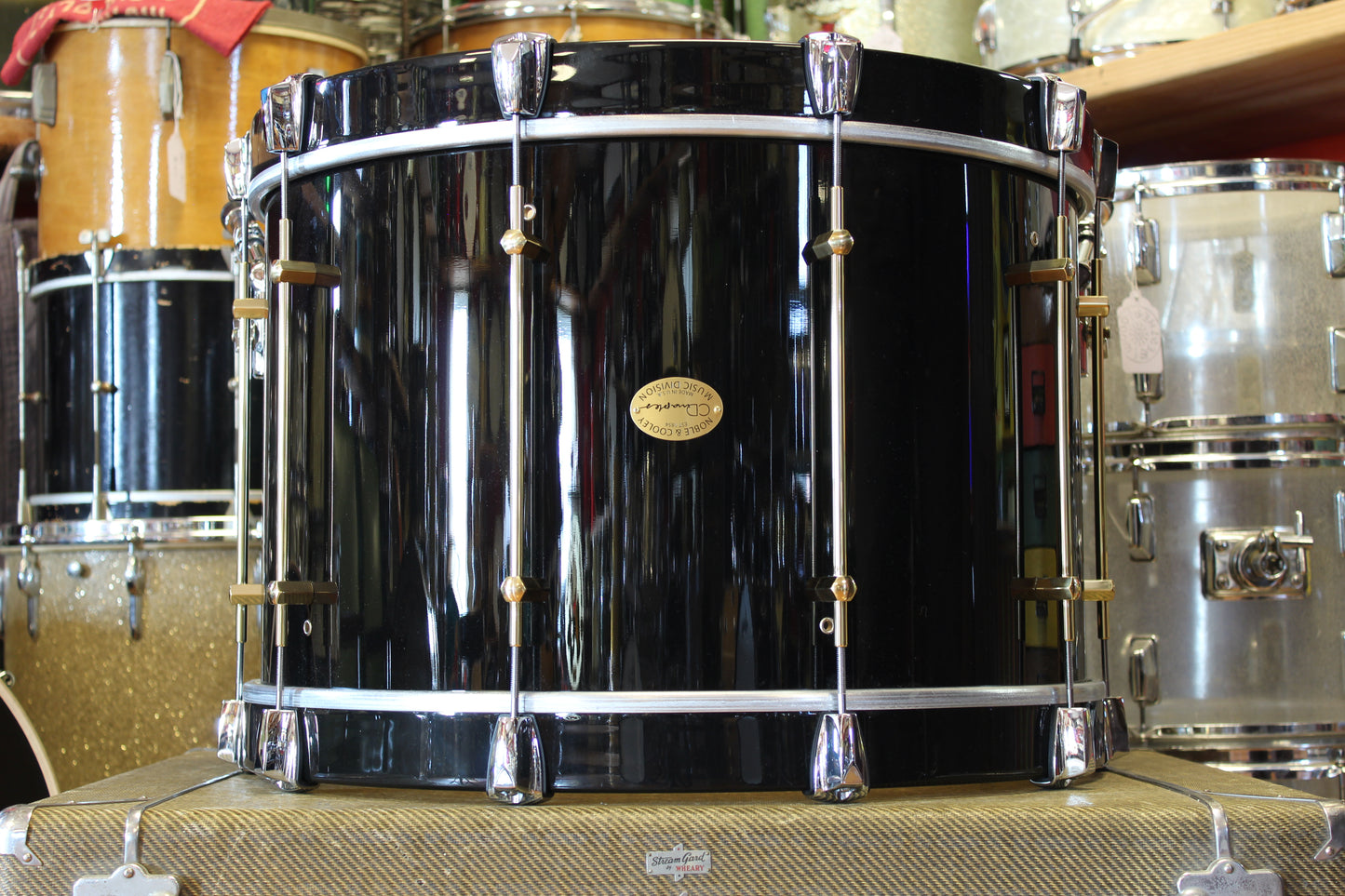 Noble & Cooley CD Maple in Piano Black Gloss 14x22 15x16 9x13