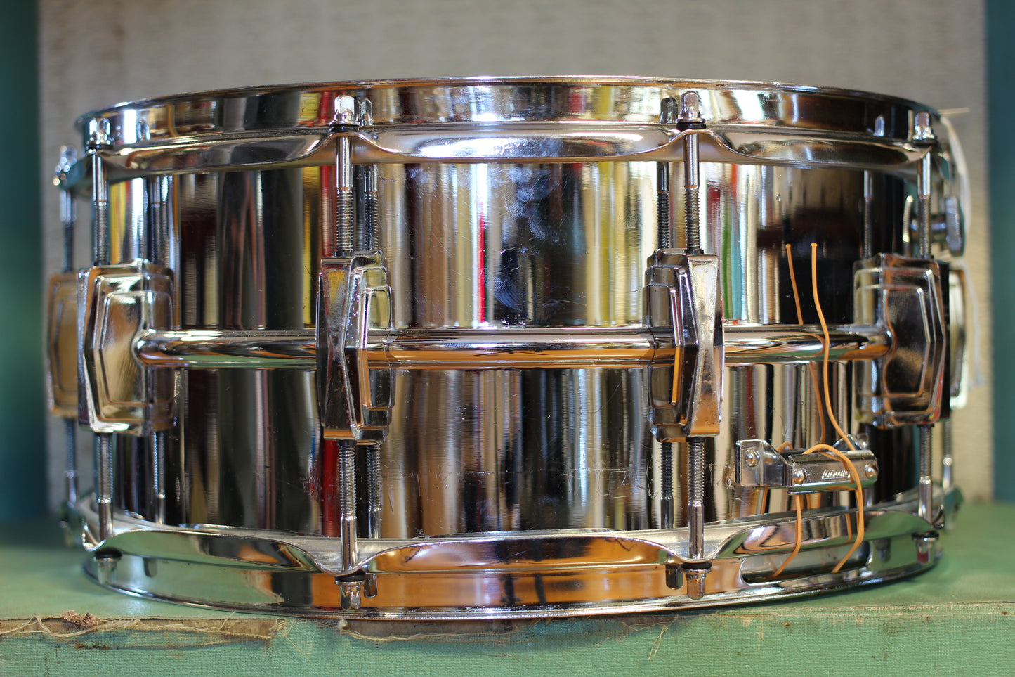 1970's Ludwig LM402 Supraphonic 6.5"x14" Serial #1030866