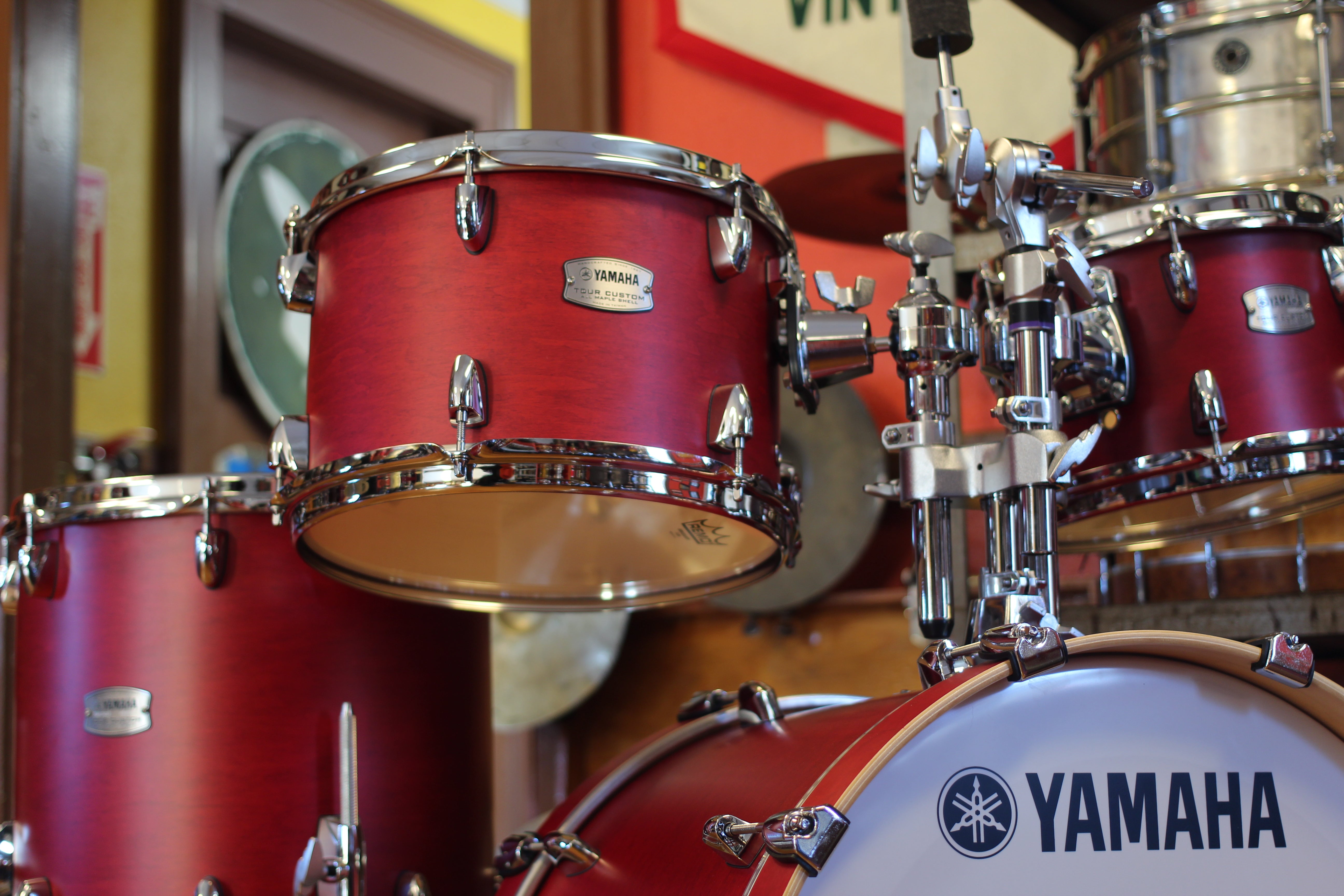 Yamaha Tour Custom Series in Candy Apple Red Satin 15x20 13x14 8x12 7x10