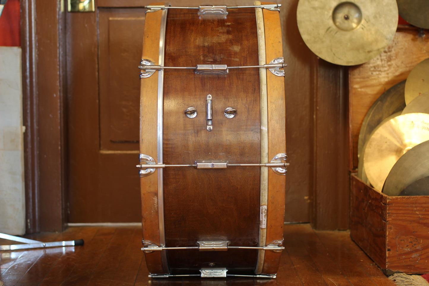 1960's Leedy 'Scotch Type' Bass Drum in Mahogany 10"x26"