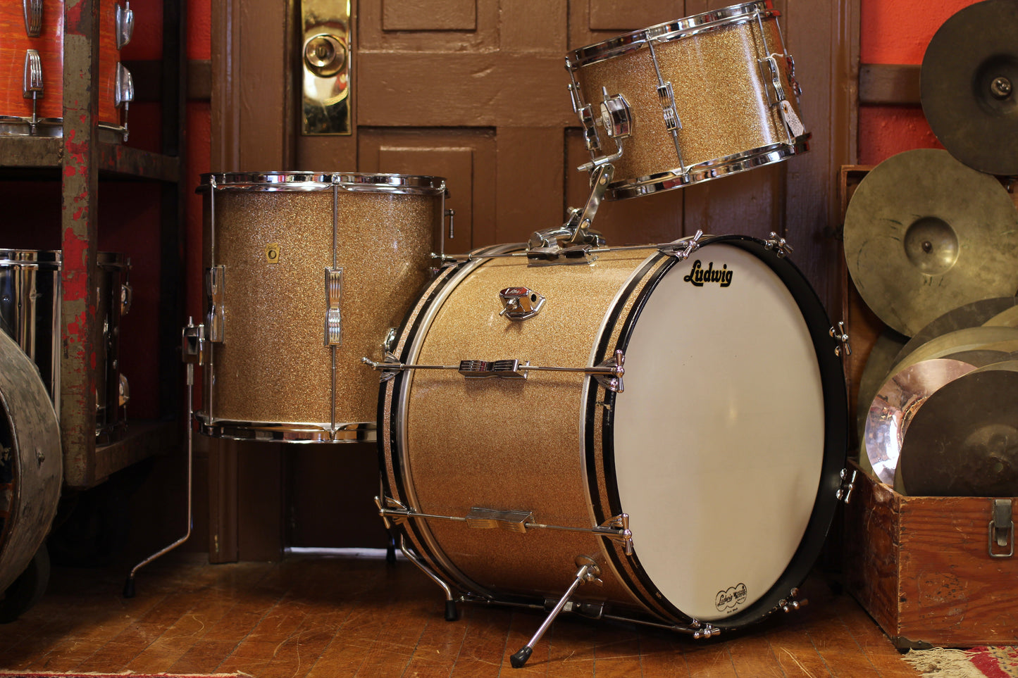 1965/66 Ludwig Club Date in Champagne Sparkle 14x20 14x14 8x12