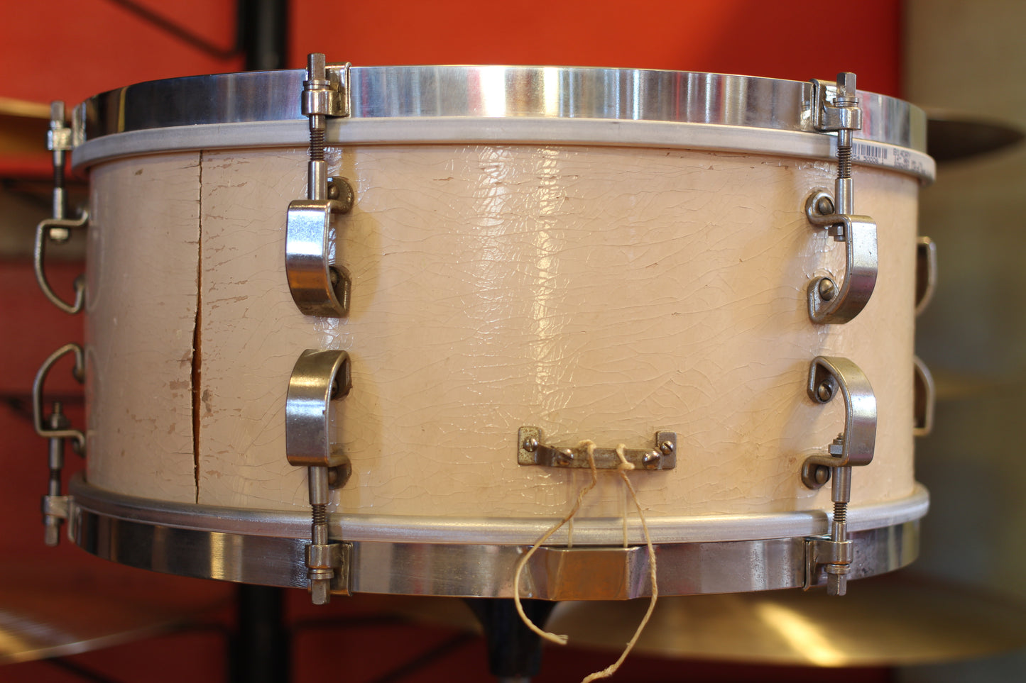 1947 Leedy 6.5"x14" Victory Snare Drum in White Lacquer