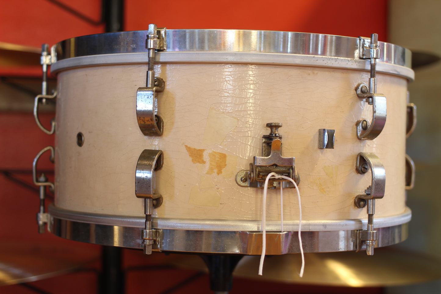 1947 Leedy 6.5"x14" Victory Snare Drum in White Lacquer