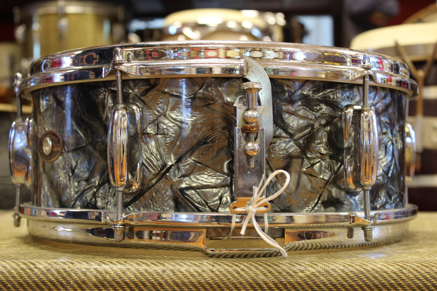 1966 Slingerland Deluxe Student Snare Drum 5.5"x14" in Black Diamond Pearl
