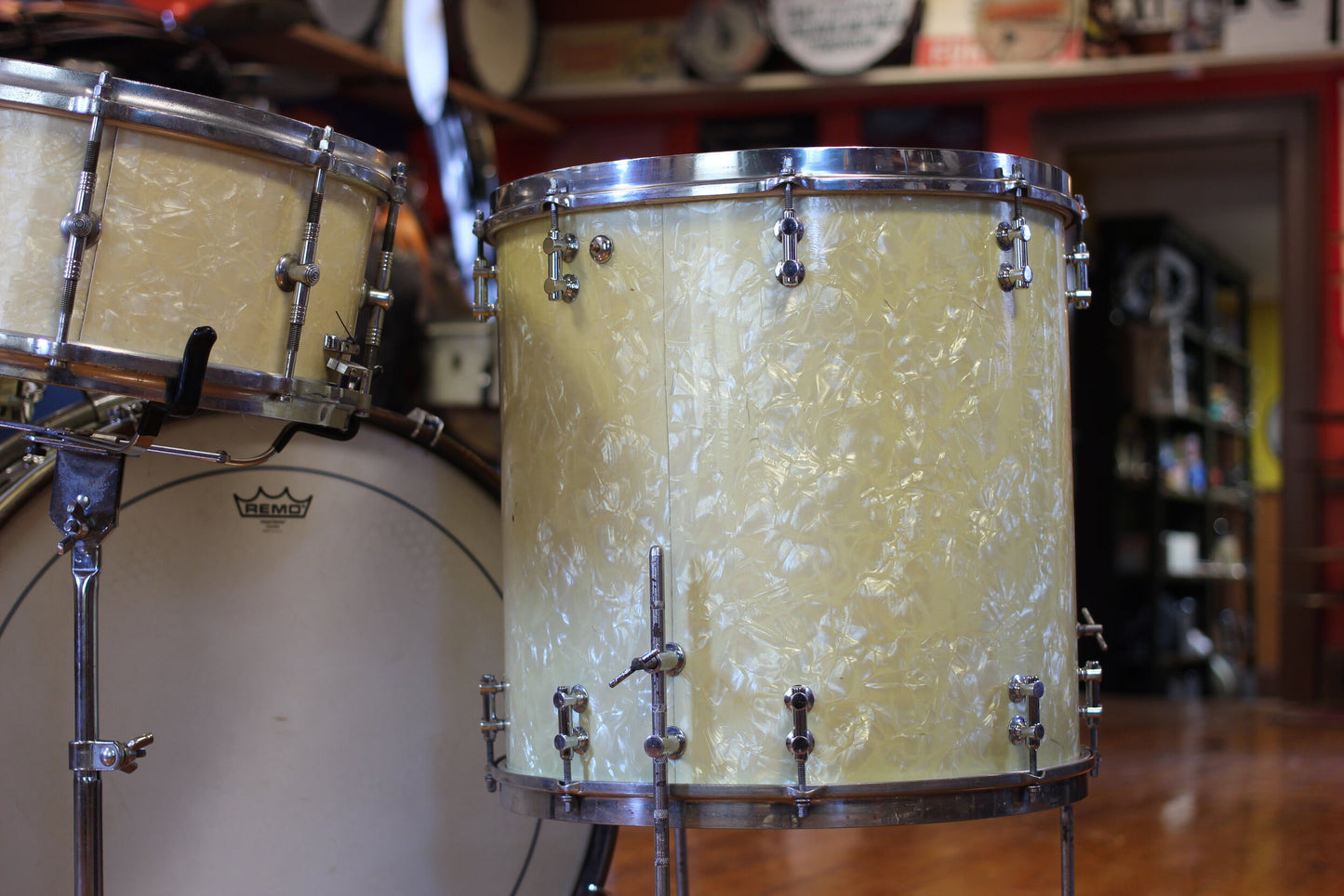 1940/50's Gretsch Gladstone in White Marine Pearl 14x22 16x16 8x12