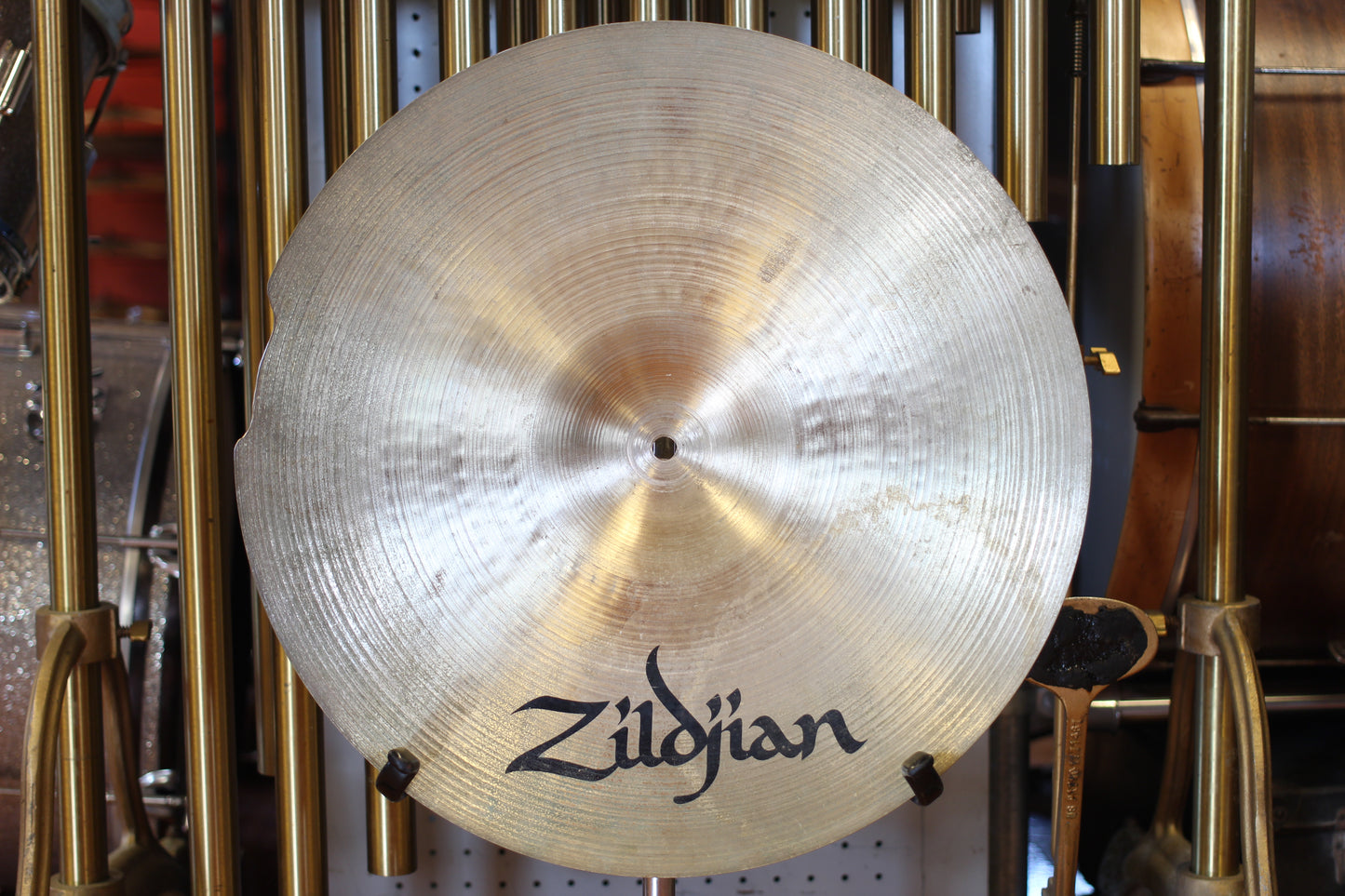 Used Zildjian 18" Medium Thin Crash Cymbal 1440g