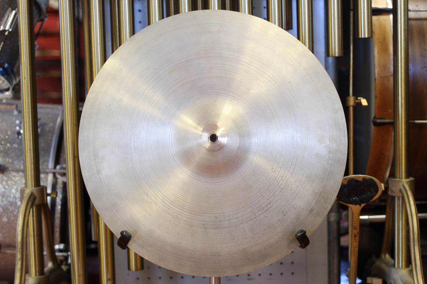 1960’s A Zildjian 17” Crash Cymbal 1150g
